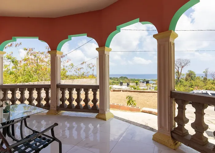 The Vista Luxury Home