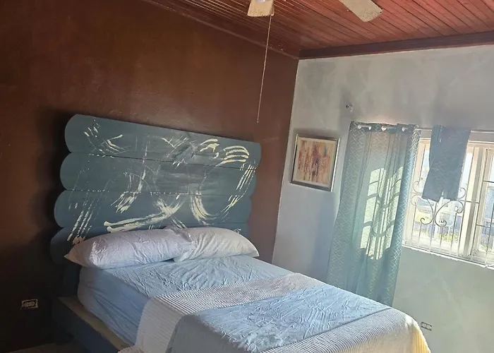 A-List Jamaican Comfort